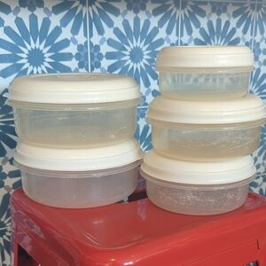 Rubbermaid Servin' Saver Food Storage Containers Round Set of 5 - (#1, #2, #3)